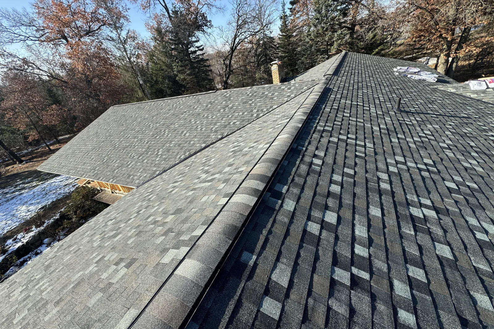 Completed Heritage Builders shingle roof